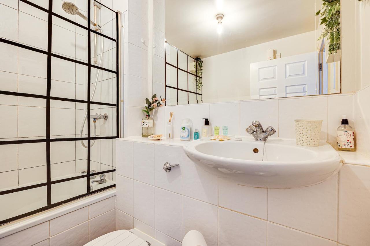 Cosy 2Br Modern Apt With Free Parking Liverpool Exterior foto